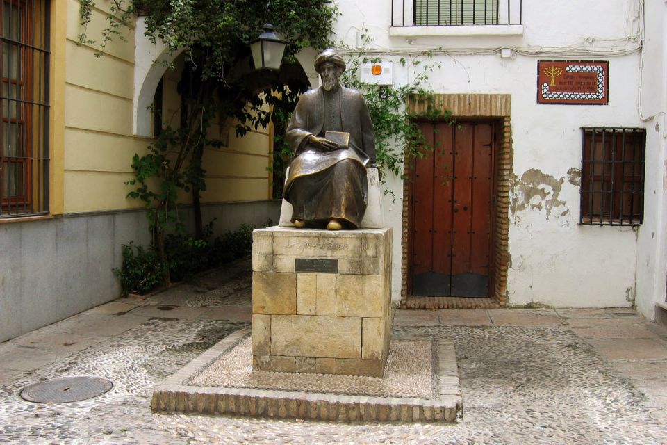 Mosque-Cathedral of Cordoba and Jewish Quarter Tour - Explore the Jewish Quarter