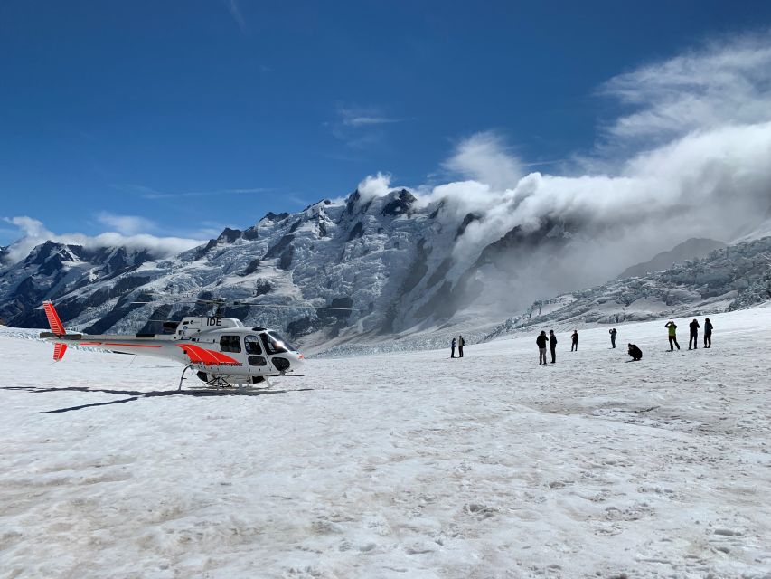 Mount Cook: Tasman Glacier & National Park Scenic Flight - Participant Details