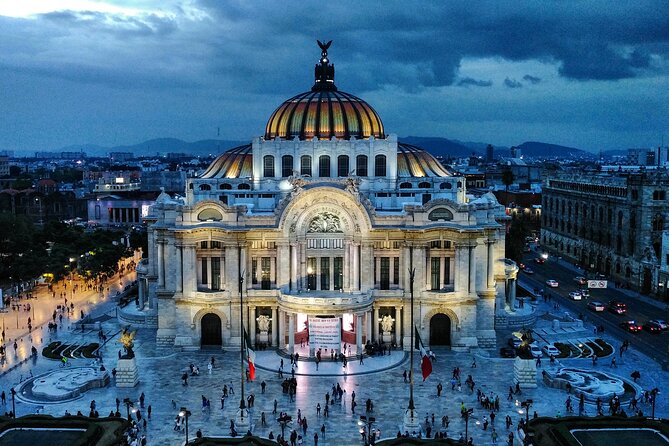 Must-see Buildings & Palaces of Mexico City - Palace of Fine Arts