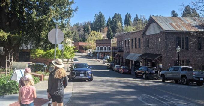 Nevada City, California: Scavenger Hunt Walking Tour - Tour Highlights