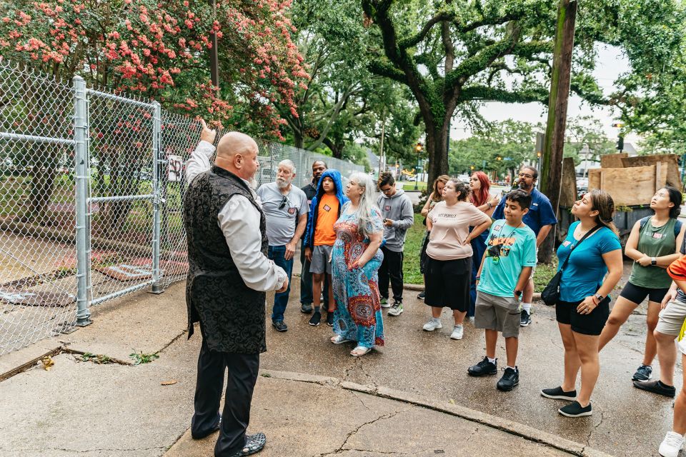 New Orleans: Dead of Night Ghosts and Cemetery Bus Tour - Review Summary