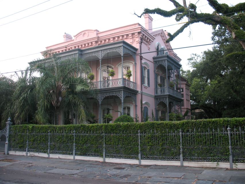 New Orleans: Garden District Walking Tour - Customer Reviews and Feedback