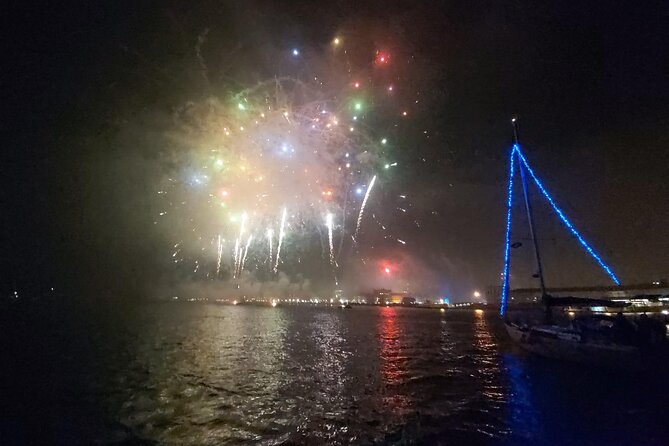 New Years Eve on a Boat With Champagne and Fireworks! - Additional Tips and Guidelines