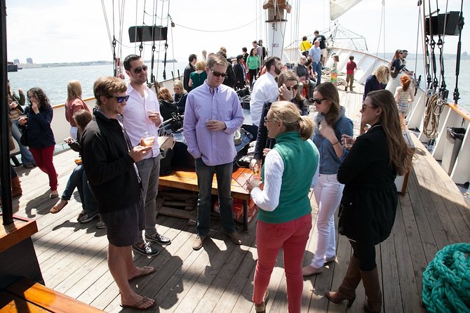 New York Harbor Craft Beer, Manhattan Skyline Sailing Cruise  - New York City - Logistics and Meeting Point