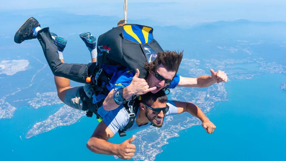 Newcastle: Tandem Beach Skydive With Optional Transfers - Thrilling Skydiving Experience Details