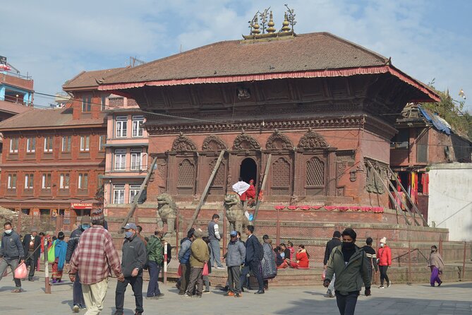 Night Tour of Kathmandu Durbar Square With Rickshaw Ride - Cultural Insights