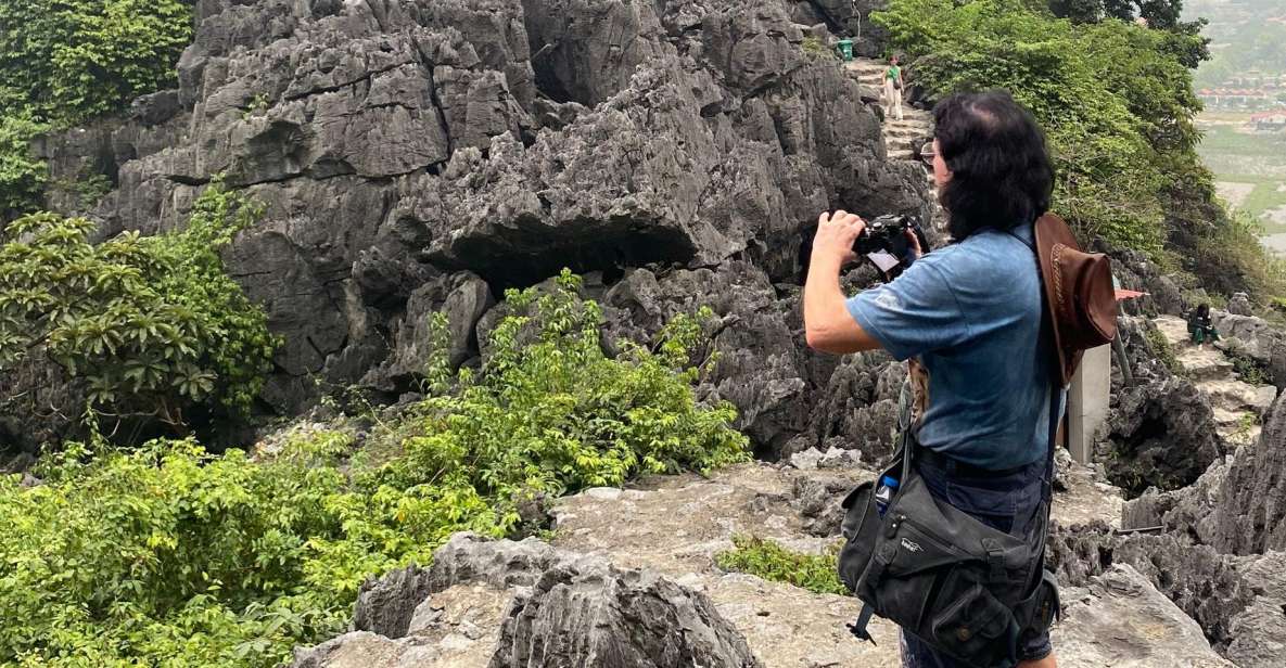 Ninh Binh Private Tour: Van Long - Hoa Lu - Mua Cave - Full Description