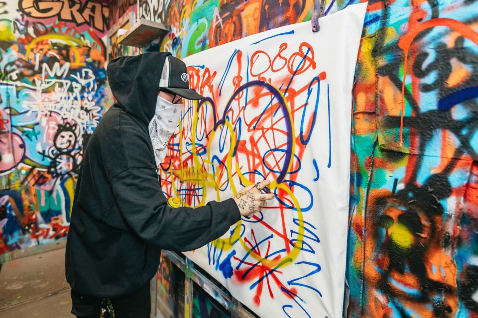 NYC: Brooklyn Graffiti Lesson - Inclusions