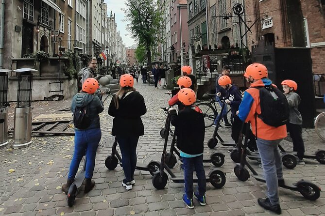 Old Gdańsk Electric Scooter Guided Tour - Common questions