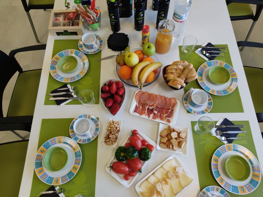 Oleoalmanzora: Guided Tour + EVOO Breakfast/Afternoon Tea - Inclusions