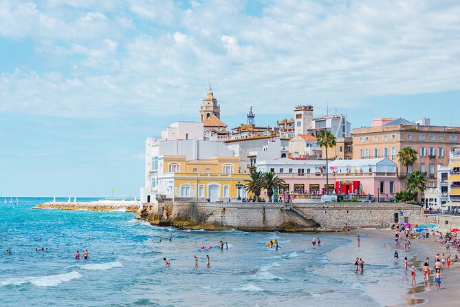 One Day Private Historical Tour in Tarragona and Sitges - Tour Itinerary