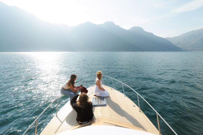 OnlyWood 4 Lake Como: Hidden Gems Wooden Boat Tour - Tour Itinerary