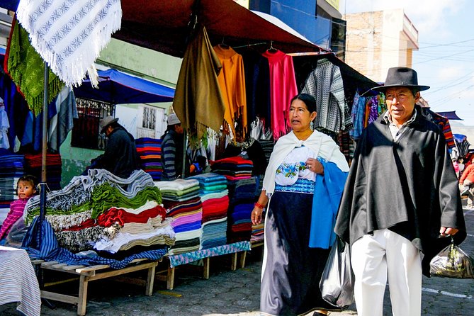 Otavalo, Cuicocha Lake and Peguche Waterfall From Quito - Private Tours - Start Time and Operating Hours