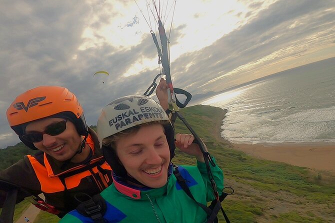 Paragliding Flight in Sopelana - Currency and Packages