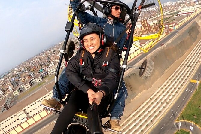 Paragliding Flights Over the Costa Verde in Lima - Reviews and Ratings