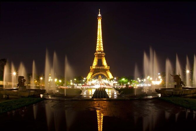 Paris by Night Sightseeing Private Tour With Seine River Cruise - Nighttime Experience