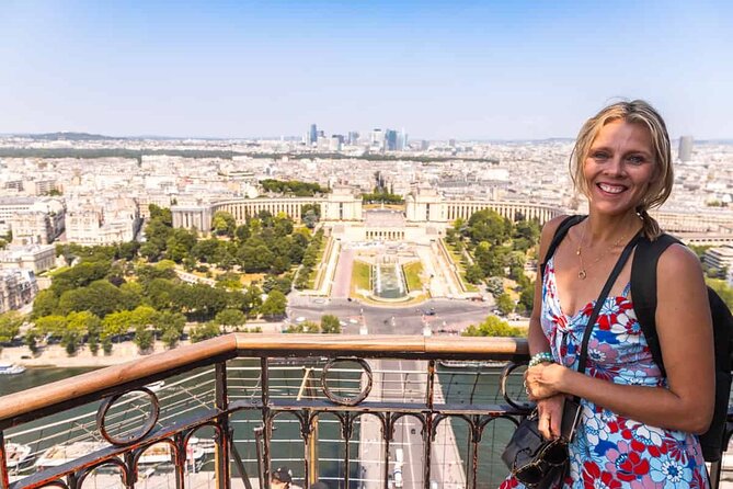 Paris Eiffel Tower Skip the Line Ticket With Audio Guide Tour - Booking and Cancellation Policy