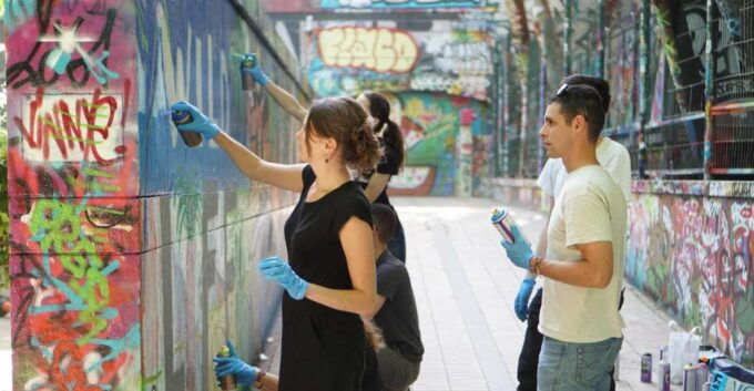 Paris: Graffiti and Street Art Workshop - Instructor Information