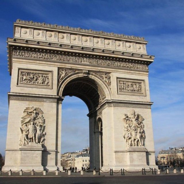 Paris: Half-Day Private City Tour - Experience Highlights and Transportation