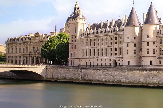 Paris Je Taime: Private Half-Day Highlights Walking Tour - End Point Details