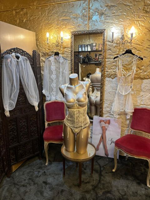 Paris: Lingerie Atelier Girls Party With Champagne - Activity Description