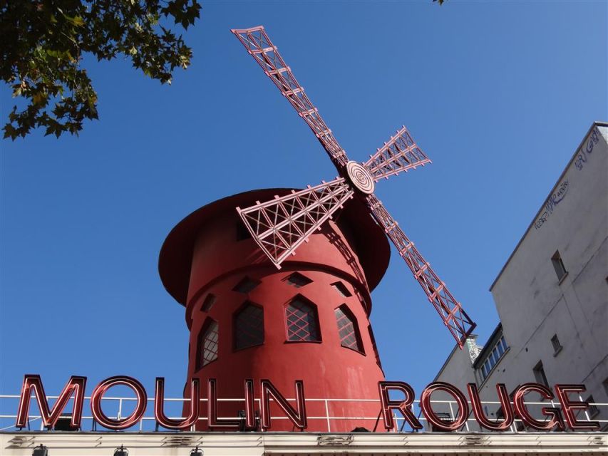 Paris Montmartre: 2-Hour Walking Tour in German - Inclusions