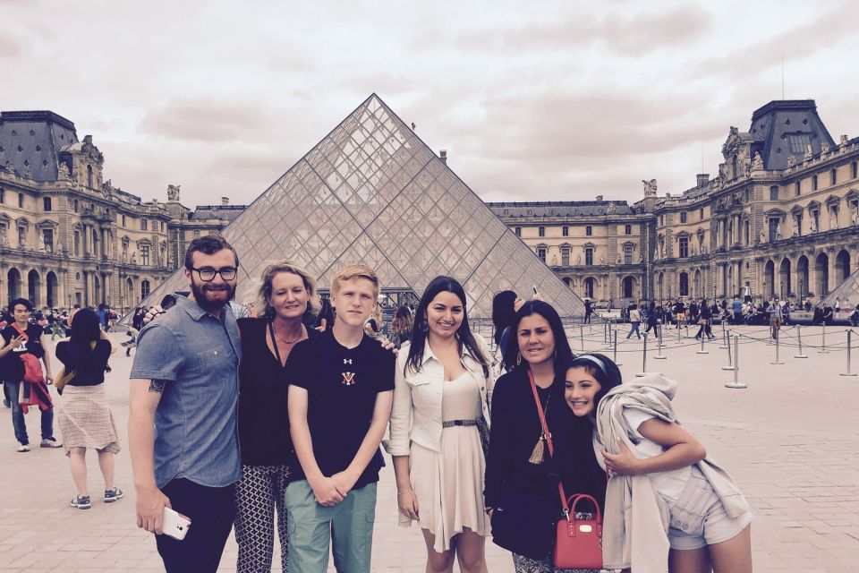 Paris: Private Customized Tour With a Local Guide - Review Summary