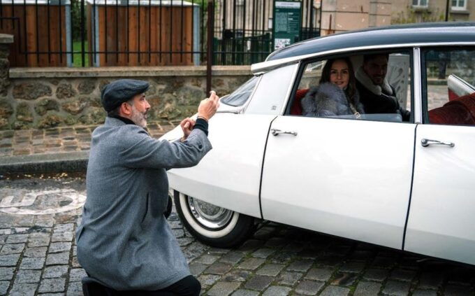 Paris: Private Guided Tour and Photos in a Vintage Citroën Ds. - Tour Description