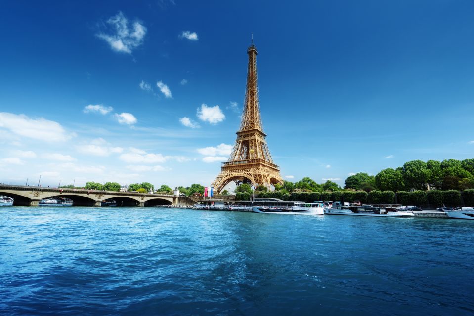 Paris: Romantic Cruise With 3-Course Dinner on Seine River - Duration and Timing