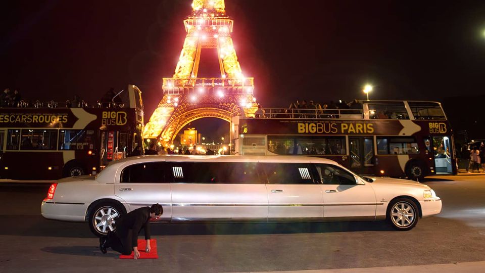 Paris: Romantic Limousine Tour - Luxury Features