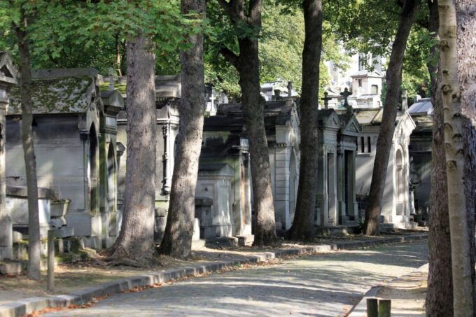 Paris: Stories of Père Lachaise Cemetery Walking Tour - Includes