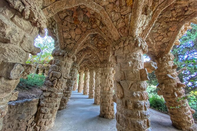 Park Guell Group Guided Walking Tour With Skip the Line Access - Customer Reviews