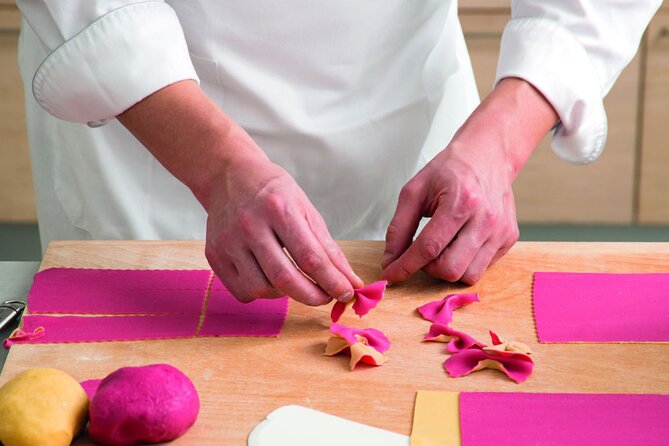 Pasta Fresca Hands-On Cooking Class With a Local in Como - Sfoglia Preparation and Rolling Techniques