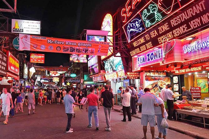 Pattaya Night Guided Tour With Dinner - Guide Expertise