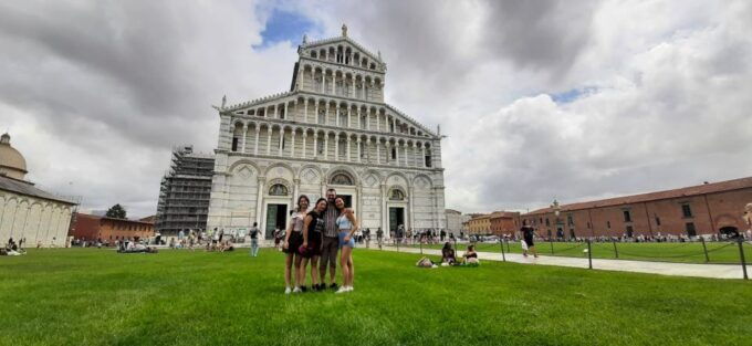 Pisa: Guided Tour With Optional Tower Tickets - Meeting Point