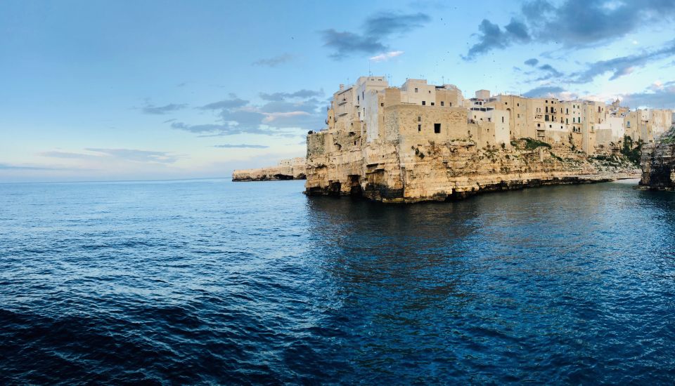 Polignano a Mare: Boat Trip, Swim & Cave With Aperitif - Itinerary