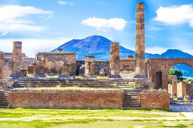 Pompeii Private Skip-the-Line Half-Day Tour With Archeologist  - Positano - Common questions
