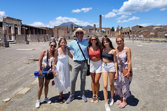 Pompeii Private Walking Tour With Expert and Authorized Guide - Common questions
