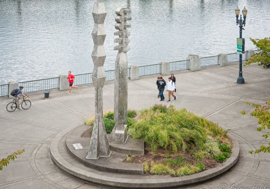 Portland: Waterfront Scavenger Hunt Self-Guided Tour - Tour Description