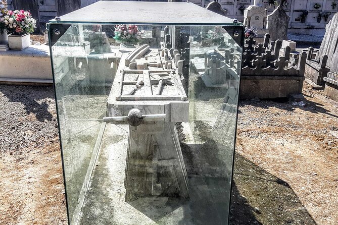 Prazeres Cemetery: A Self-Guided Audio Tour in Lisbon - Cancellation Policy