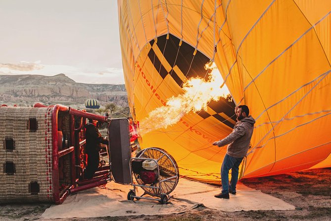 Pre-Sunrise Balloon Flight With Goreme Open-Air Museum and Underground City Tour - Delving Into the Underground City