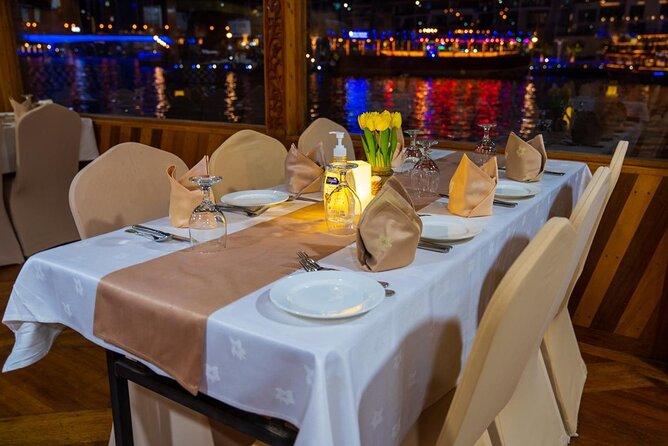 Premium Marina Dhow Cruise - Inclusions and Entertainment