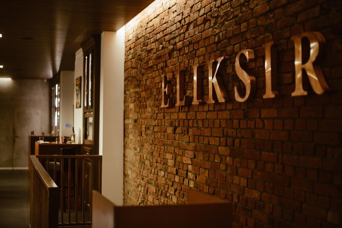 Premium Whisky Tasting and Food Pairing in Gdańsk - Booking Information