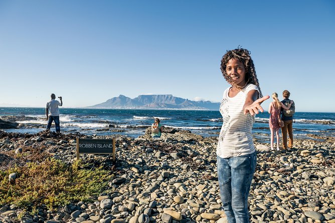 Private 2-Day Cape Town Highlights: Robben Island,Table Mountain Tickets & Wine - Tour Highlights and Attractions