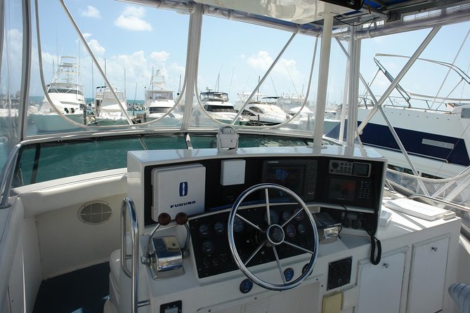 Private Air-Conditioned Fishing Rental in Cancun (up to 9) - Experience Expectations