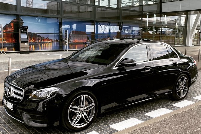 Private Airport Transfer: From Airport Gdansk GDN to Hotel in Gdansk (1-3 PAX) - Accessibility and Amenities