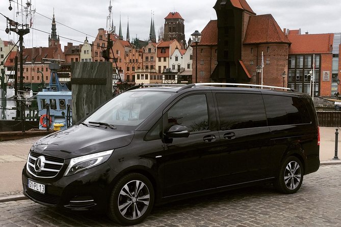 Private Airport Transfer: From Gdansk Airport to Gdynia (PAX 7) - Reviews and Ratings