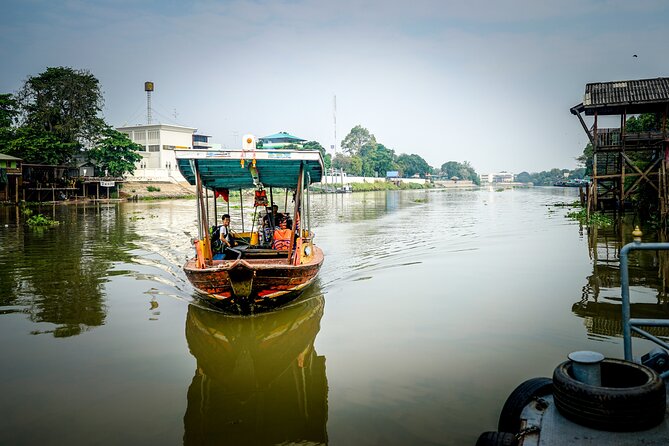 Private Ayutthaya Sunset Boat Ride and Famous Temple Tour - Inclusions and Exclusions