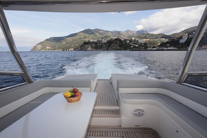 Private Day on a Luxury Yacht in the Gulf of Naples and Salerno - Pickup Policy