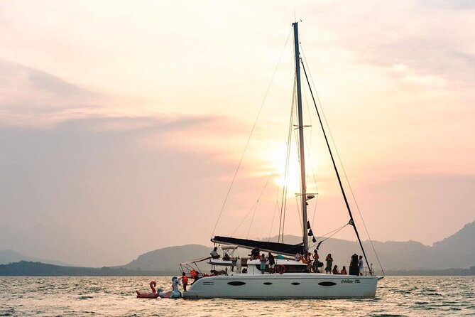 Private Dinner Cruise by Catamaran Yacht - Exquisite Dining Experience